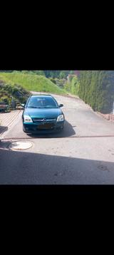 Opel Vectra Caravan 1.8 Cosmo Cosmo - Opel Vectra aus 2005: Kombi