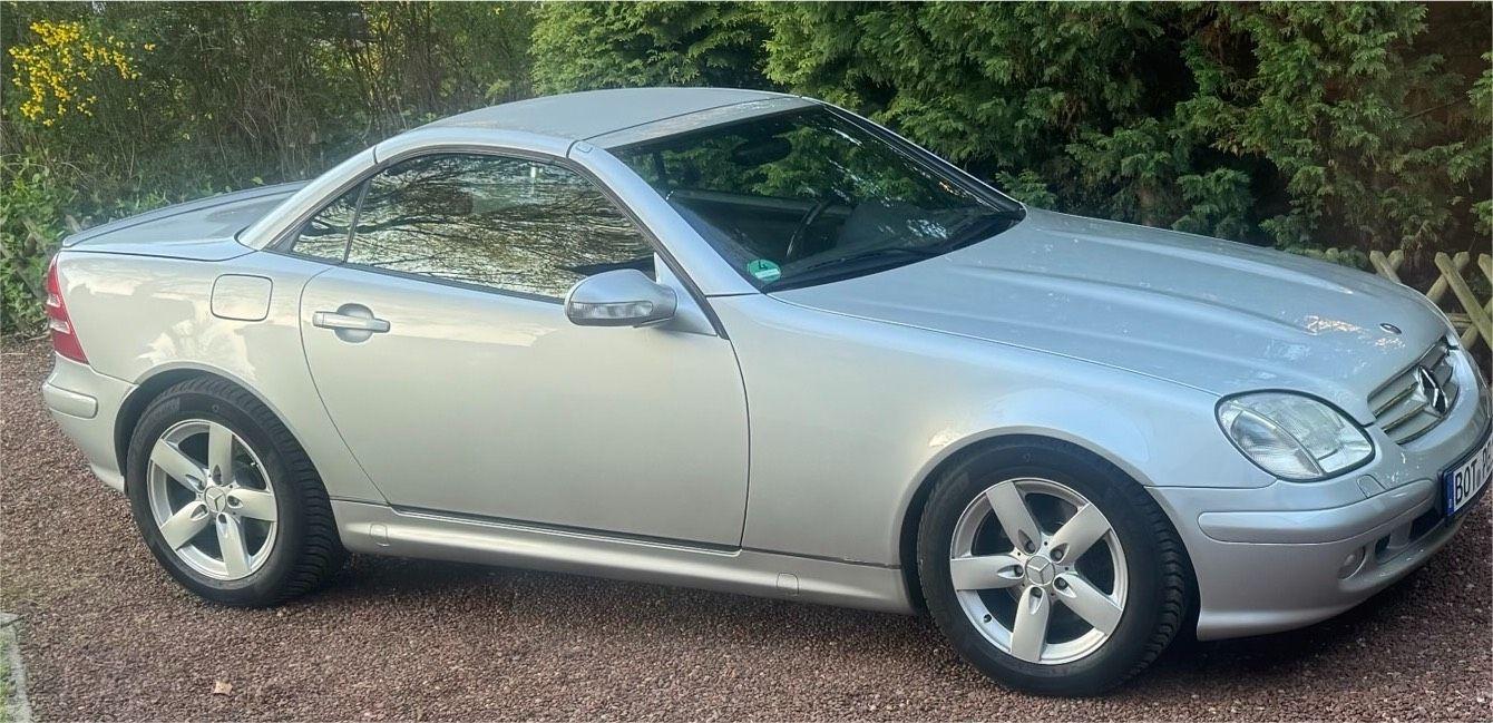 Mercedes-Benz SLK 320