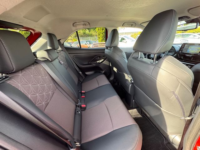 Toyota Yaris  Cross Hybrid FWD Elegant 360