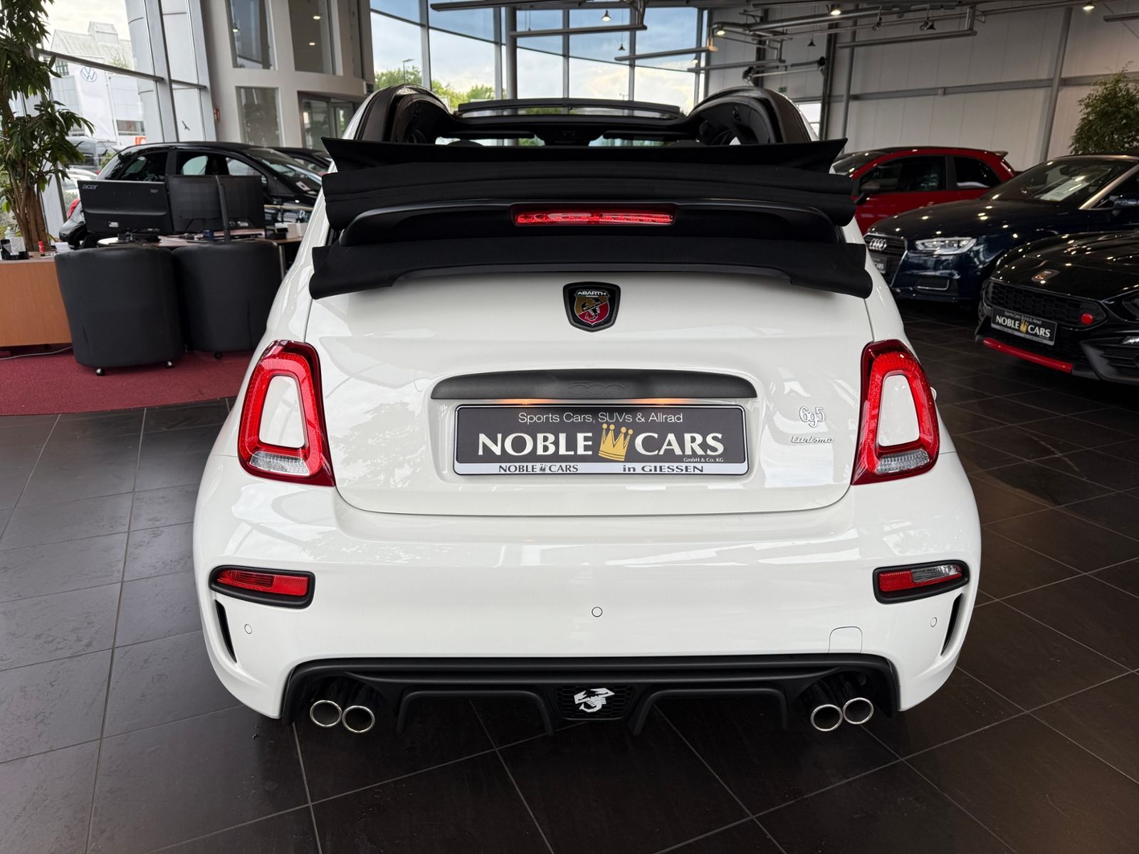 Fahrzeugabbildung Abarth 695C 695 C SHZ BEATS NAVI LEDER