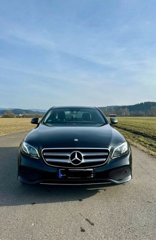 MERCEDES-BENZ Mercedes E220 HU 2028