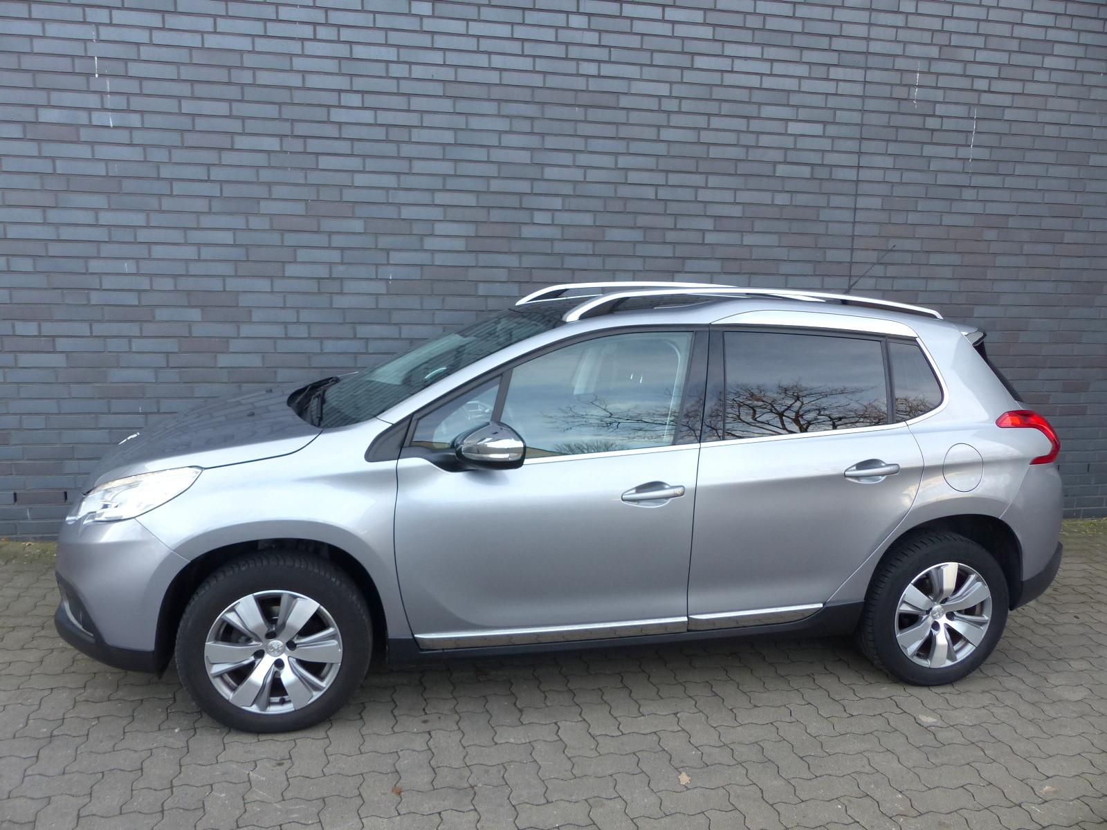 Peugeot 2008 Allure Glasdach/Navi/Klimaautom/PDC