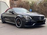 Mercedes-Benz C 63 S*AMG*CARB-INT*KERAMIK*LCD*MEMORY*R-CAM*TWA - Mercedes-Benz C 63 AMG in Bielefeld