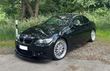 BMW E93 330d Cabrio - BMW 330 aus 2009: D