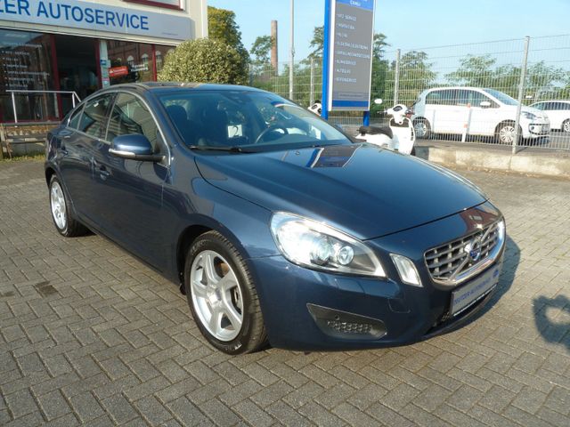 Volvo S60 Lim. Momentum Scheckheft **65019KM**