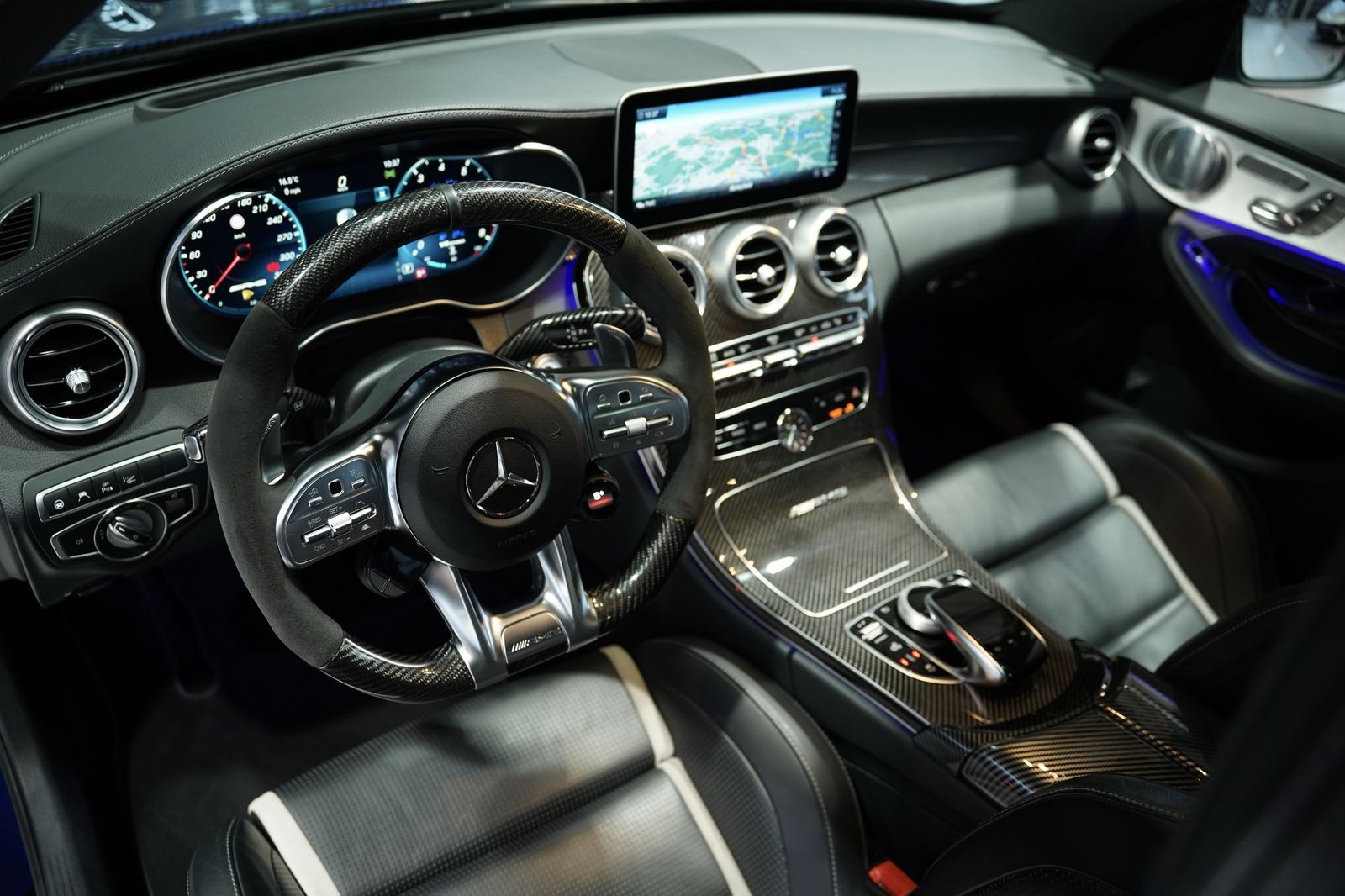 Mercedes Benz C 63 Amg