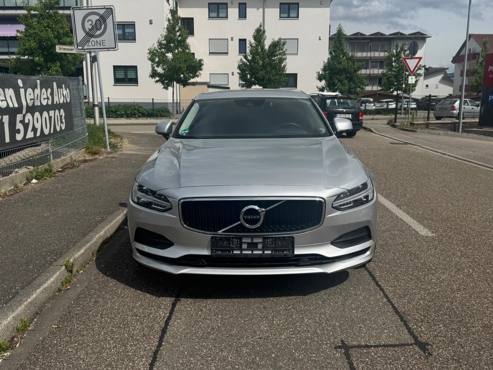 Volvo S90 Lim. Momentum TÜV NEU / 1-Hand / T 4