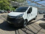 Opel Vivaro KA 1.6 CDTI 2,9t Nav Klima Sortimo AHK - Opel Vivaro mit Diesel-Antrieb: Kleinbus, 1.6