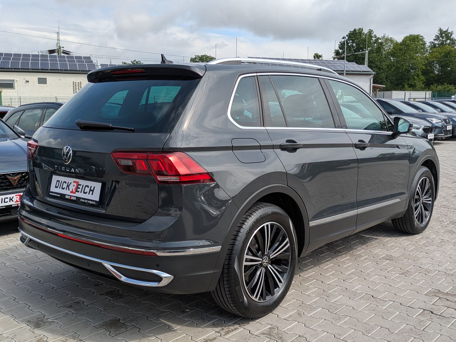 Fahrzeugabbildung Volkswagen Tiguan 2.0 TDI Elegance MATRIX*ACC*CAM*MASSAGE