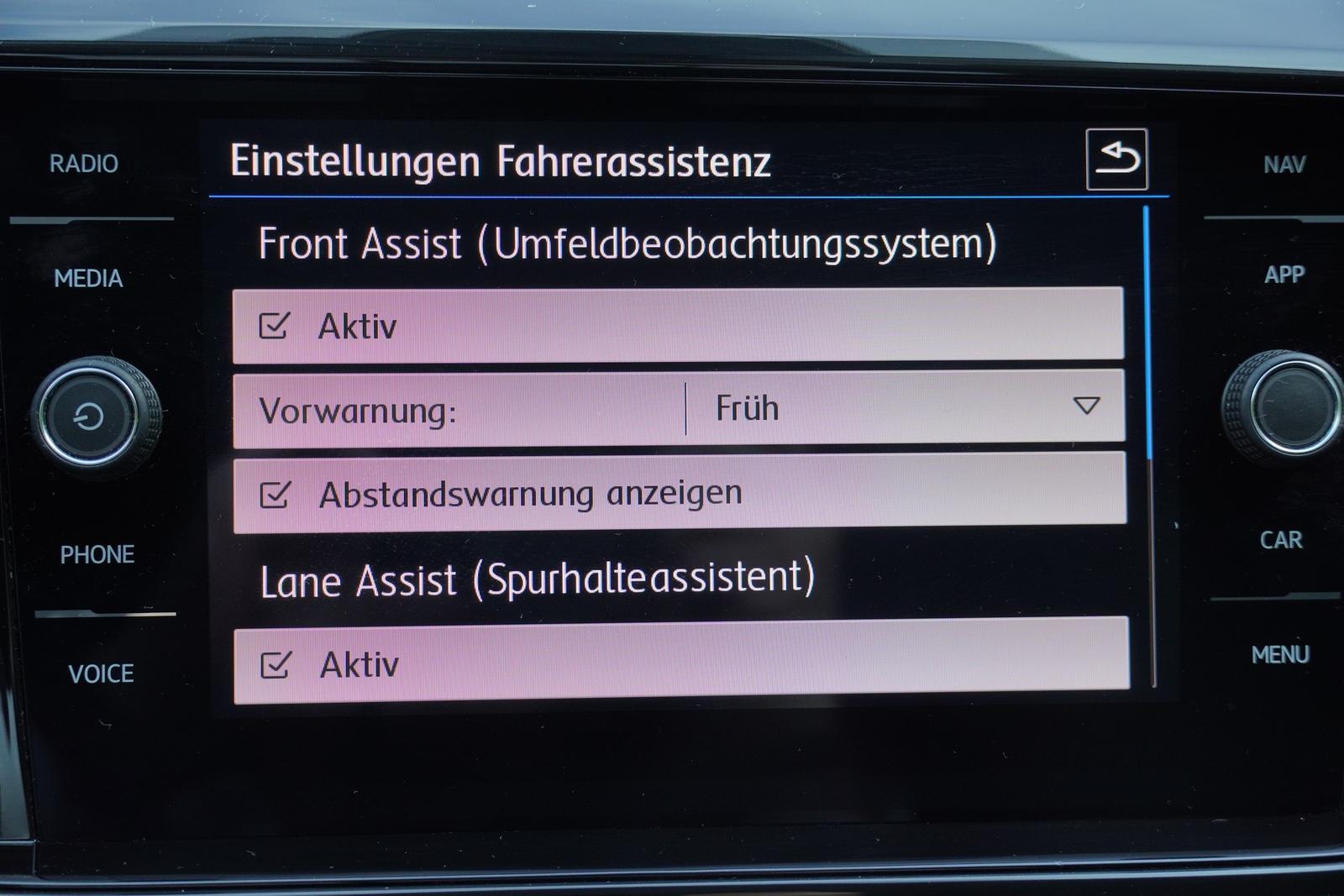 Volkswagen T-Cross 1.0 TSI Life PDC AHK Tempomat Totwinkel