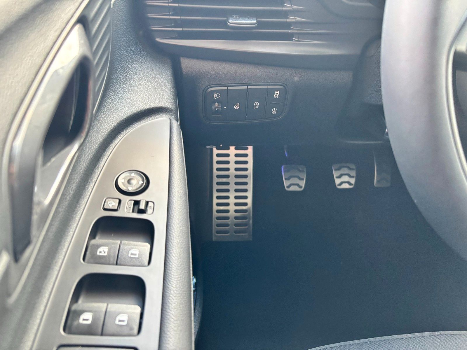 Fahrzeugabbildung Hyundai Bayon 1.0 T-GDI Trend Kamera,LED,Navi,SHZ,PDC