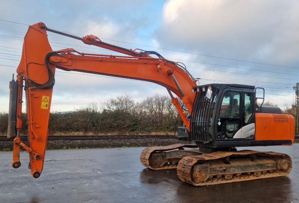 Hitachi ZX 210-5 Kettenbagger