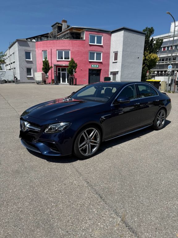 Mercedes-Benz E 63 AMG