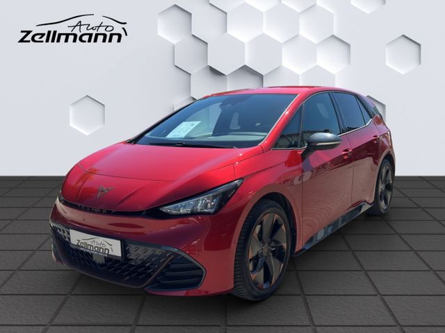 Born 150kW 62kWh brutto LED GJR ParkLenkAssisten