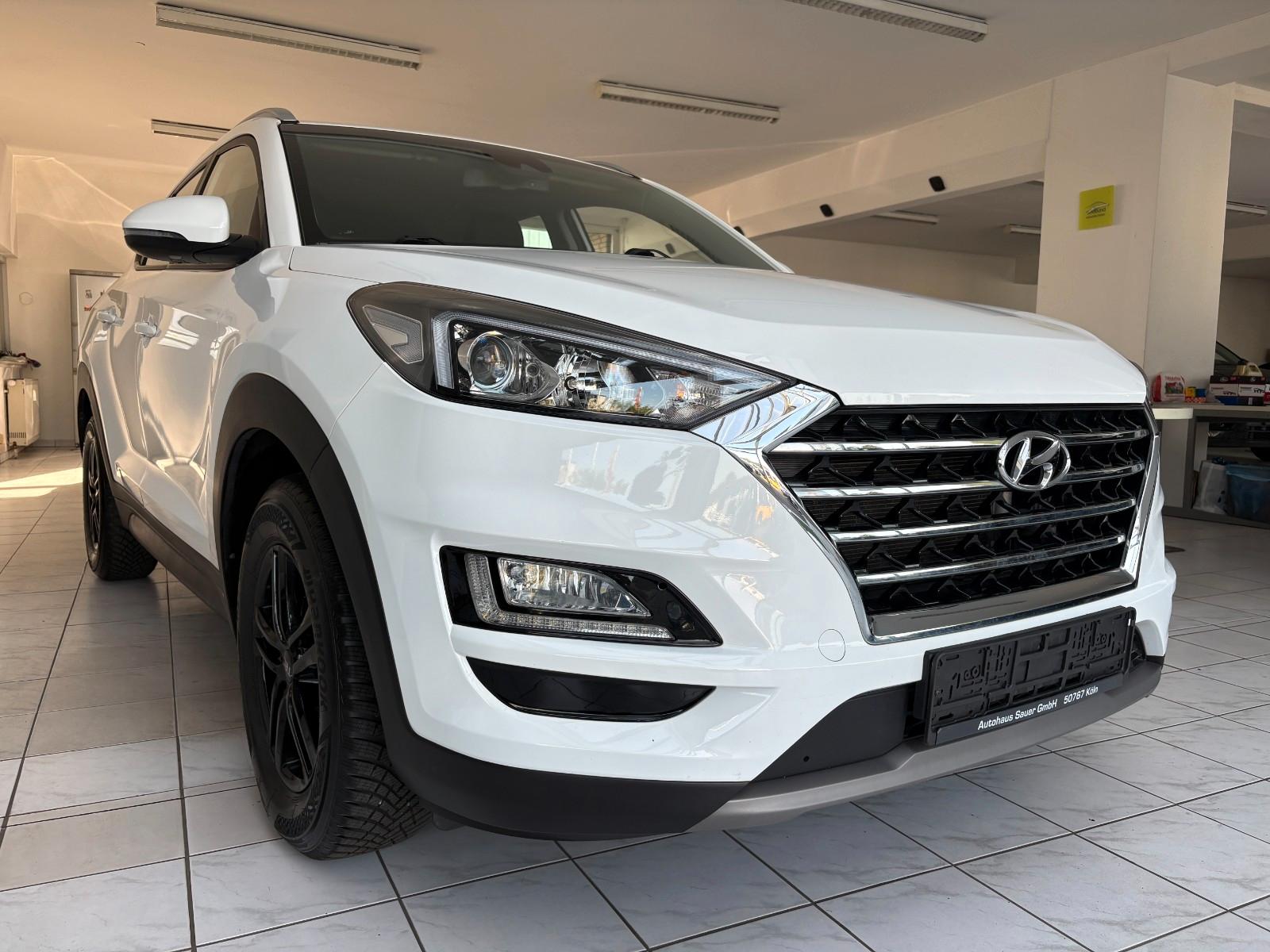 Hyundai Tucson 4WD/Automatik/Navi