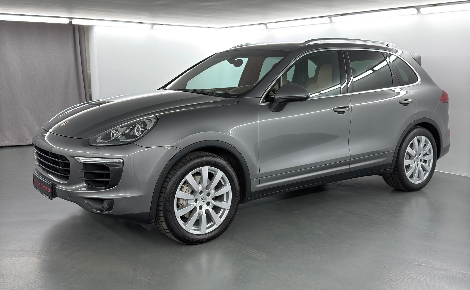 Porsche Cayenne S Diesel Pano AHK Bi-Colour Standhz.
