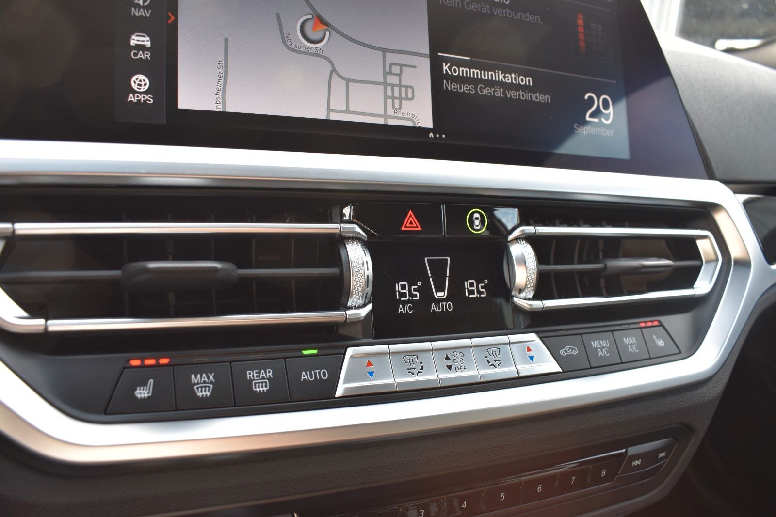 Fahrzeugabbildung BMW 318d Touring SPORT-L/M-SPORT/SHADOW/LED/DAB/PDC