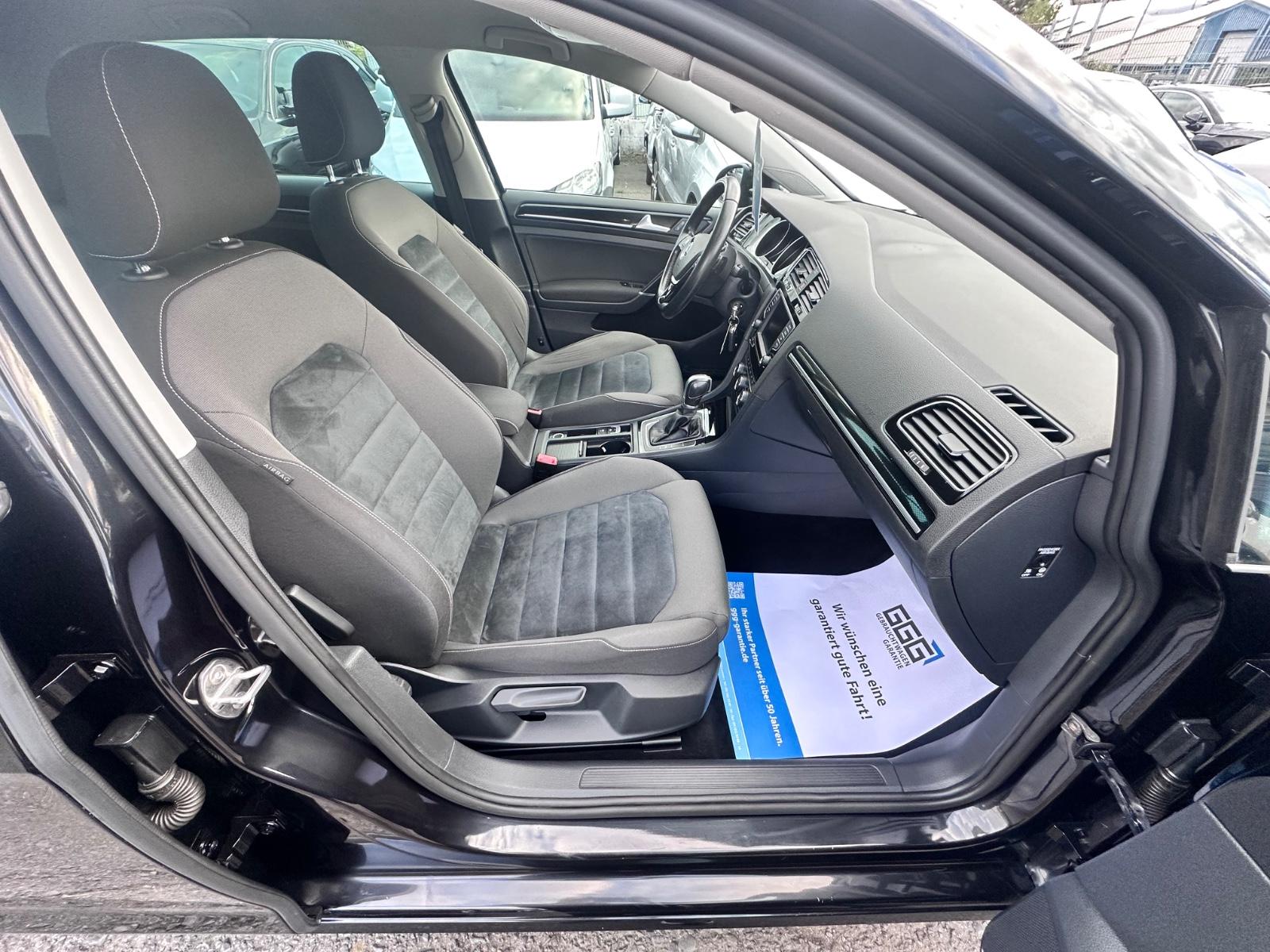 Volkswagen Golf VII Lim. Highline DSG SitzHeiz. LED Alcanta