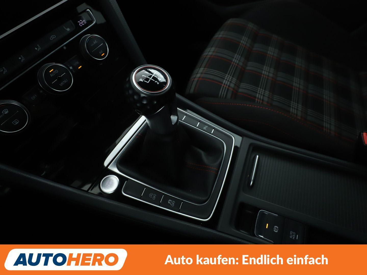 Volkswagen Golf VII 2.0 TSI GTI BlueMotion Tech *NAVI*CAM*