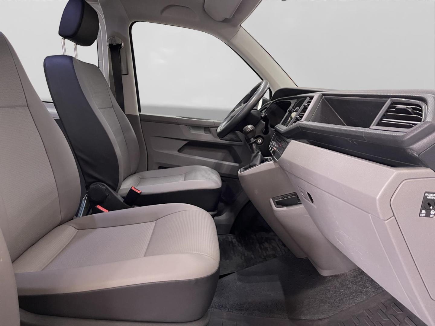 Volkswagen T6.1 Transporter Kasten Plus 2.0 TDI AHK Kamera 