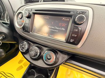 Toyota Yaris - 12