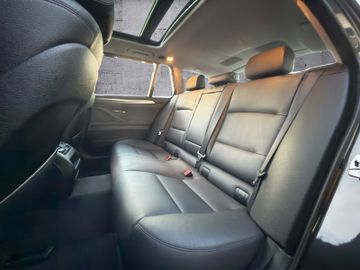 BMW 520 d xDrive Touring*PANO*LED*NAVI*HUD*KAMERA