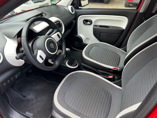 Fahrzeugabbildung Renault Twingo+NaviZB+BT+Allwetter+Klima+Tempomat+