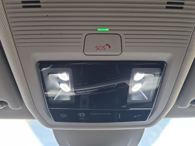 Fahrzeugabbildung Volkswagen Golf VIII 1,0 TSI Move LED Climatronic AID RFK S