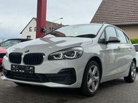 BMW 218 d Active Tourer Advantage Aut./NAVI/SHZ/AHK