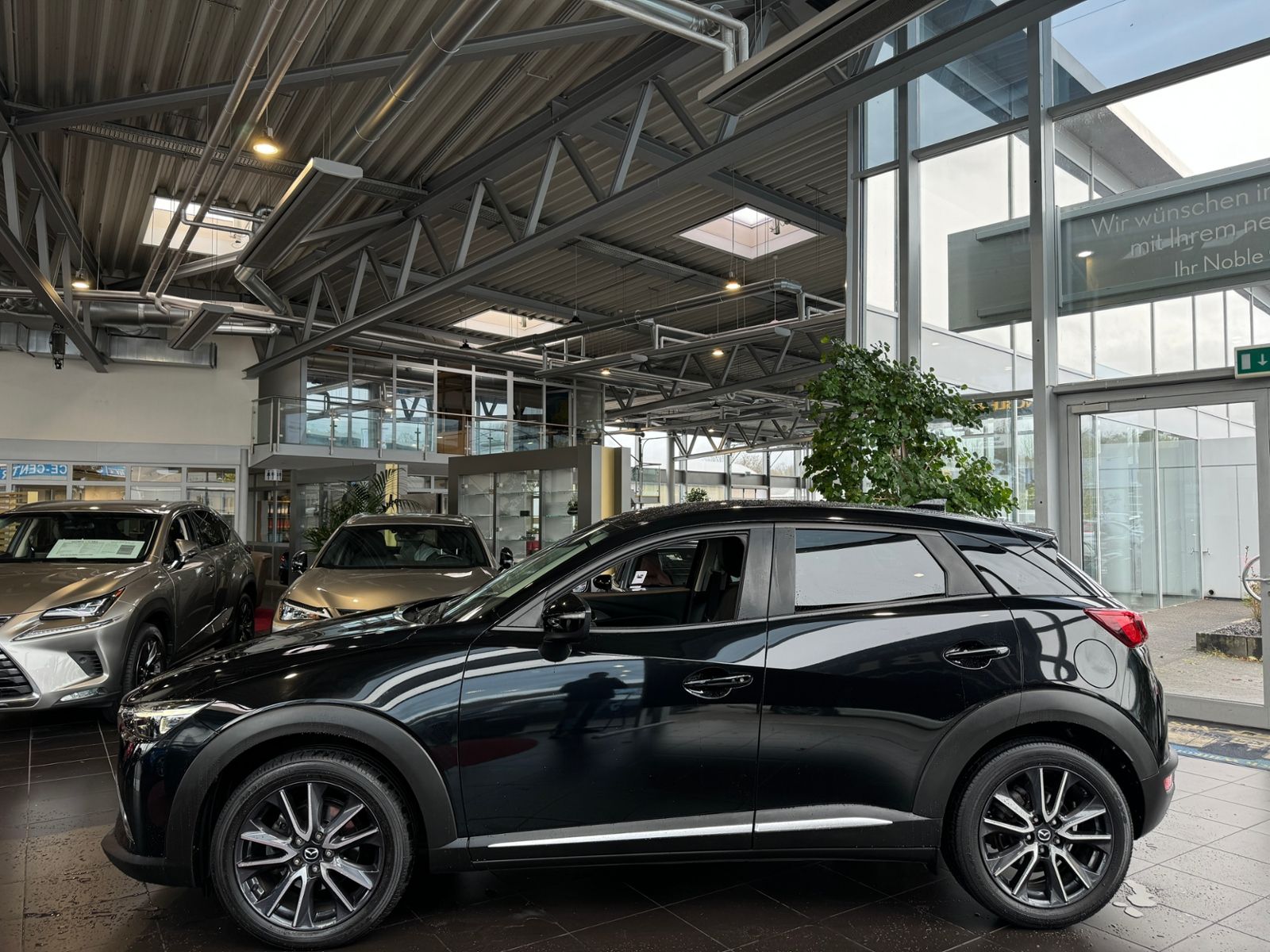 Fahrzeugabbildung Mazda CX-3 Sports-Line AWD LED NAVI RFK