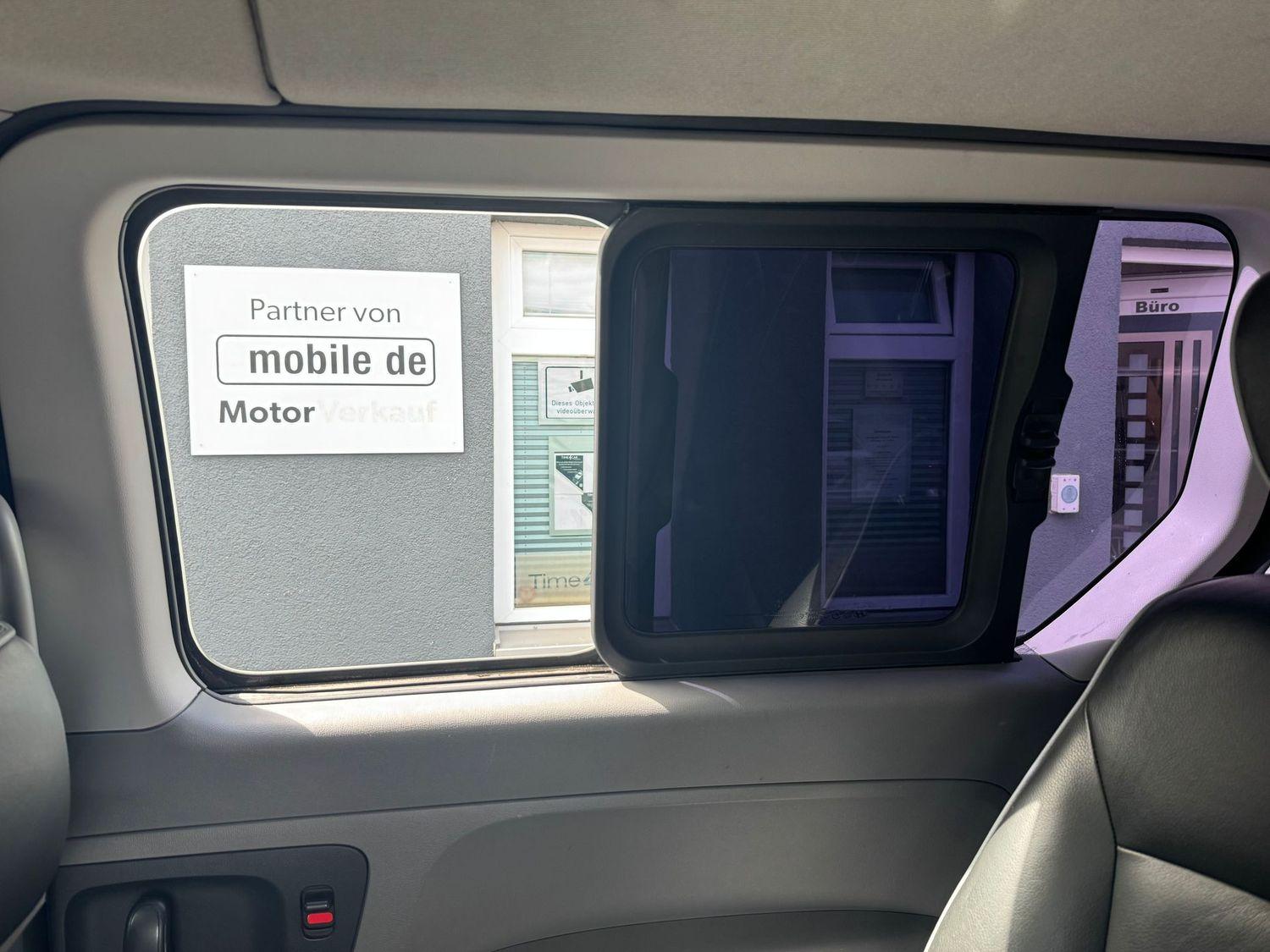 Hyundai H-1 Travel Comfort Leder SHZ AHK Standh. 8Sitze