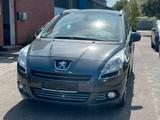 Peugeot 5008 Allure*TÜV&INSP.NEU - Peugeot 5008 in Lübeck