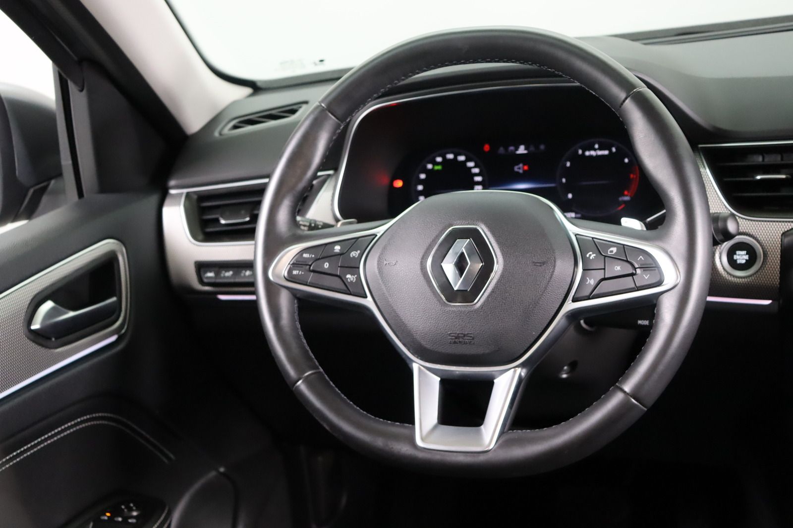 Fahrzeugabbildung Renault Arkana * LED * RFK * Lenkradhzg.