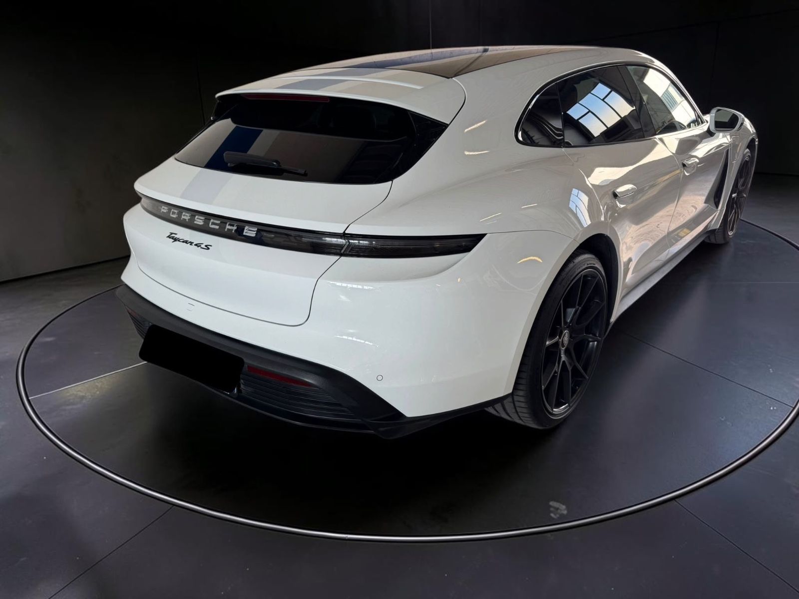 Porsche Taycan 4S Sport Turismo imagem 3