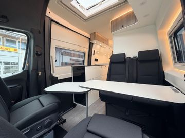 Westfalia James Cook 600 D Premium 18 Lithium SOLAR AHK