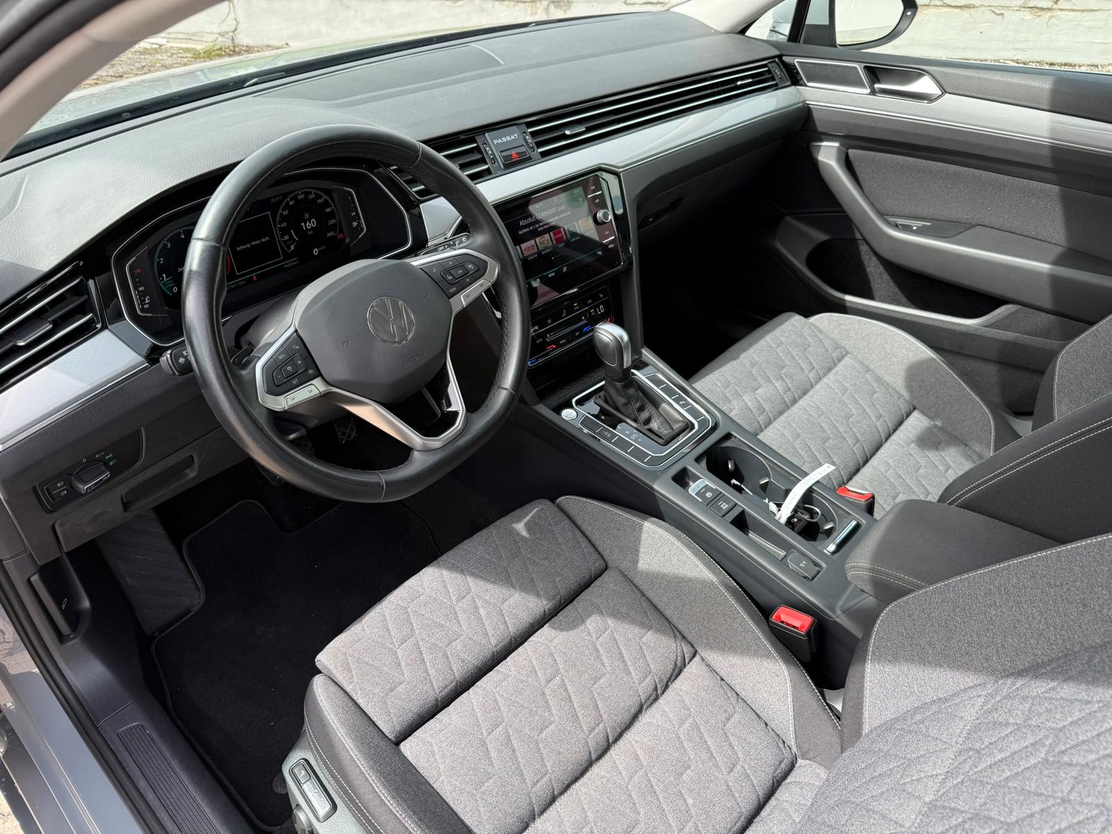 Volkswagen Passat Var. Business 2.0 TSI DSG AHK ACC APP NAV, миниатюра 11