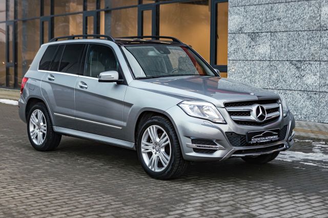 Mercedes-Benz GLK 350 3.5 V6 Pano/RKam/PDC/Carplay/R19/Leder