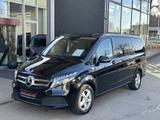 Mercedes-Benz V 220 d Kombi lang Basis Aut. Leder, Wertpaket - gebrauchte Mercedes-Benz V 220 aus dem Jahr 2023