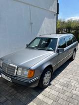 Mercedes-Benz E 300 - gebrauchte Mercedes-Benz E 300 aus dem Jahr 1990