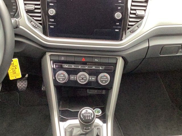 Fahrzeugabbildung Volkswagen T-Roc TSI Style LED Navi AHK ACC RFK SH