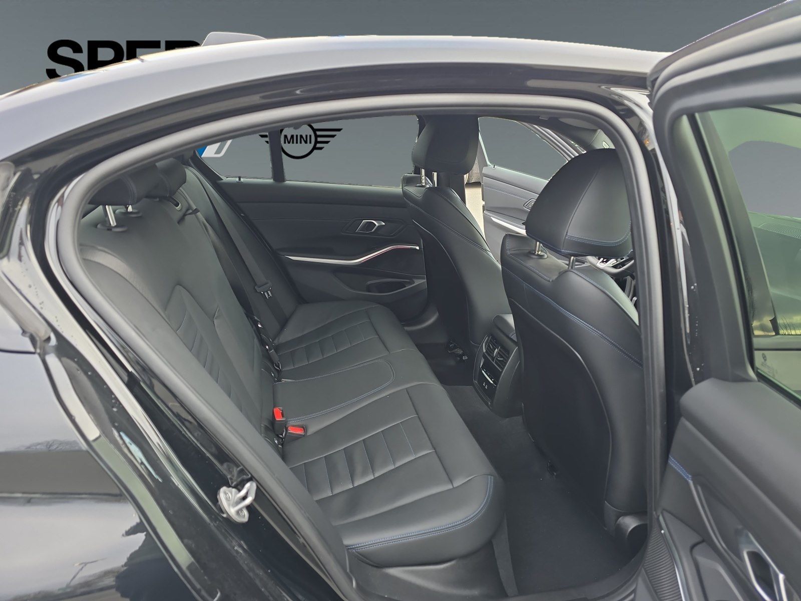 BMW 330 - Bild 14