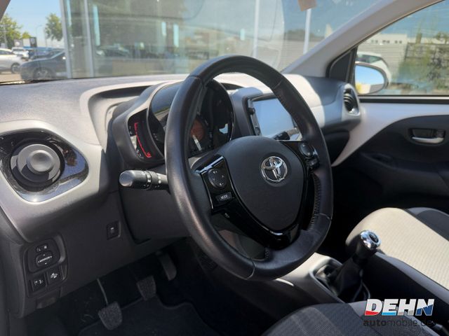 Toyota Aygo 1.0 X-Play Team Deutschland RFK Carplay PDC