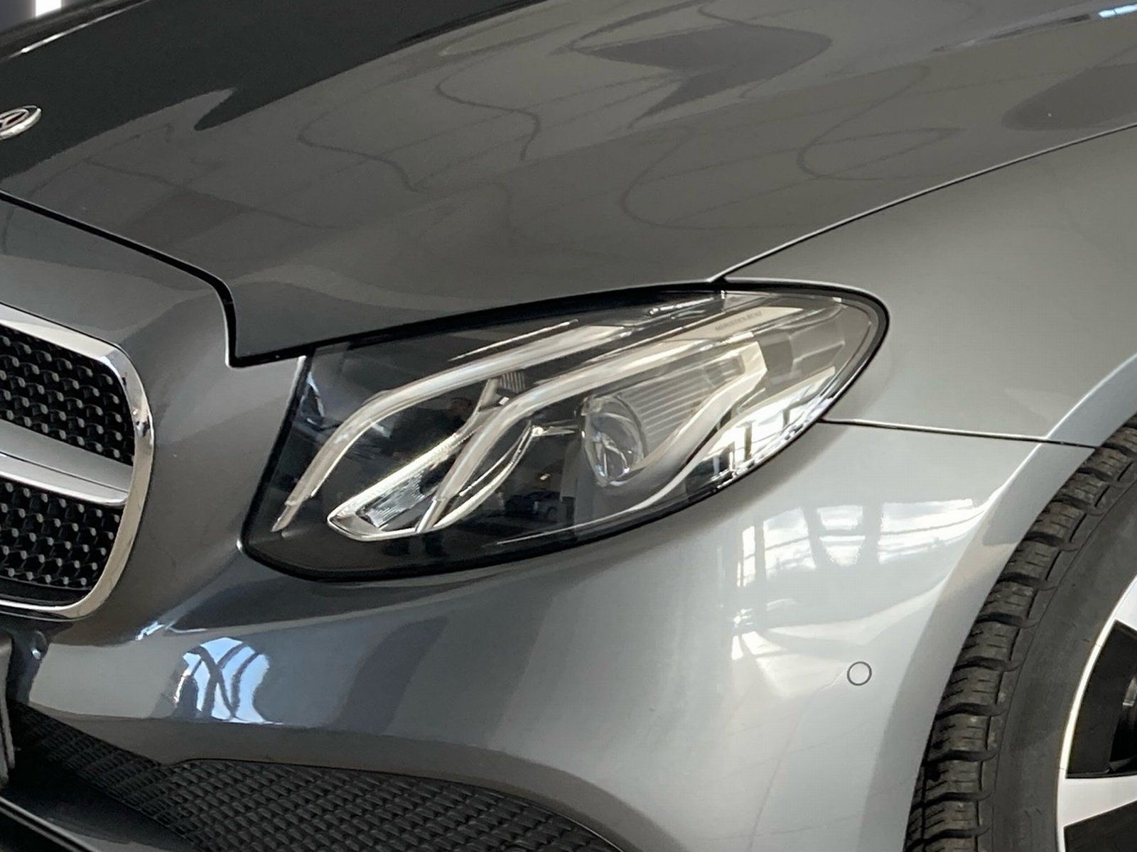 Fahrzeugabbildung Mercedes-Benz E 200 Avantgarde*Totwinkel*Kamera*LED*Park-Pilot