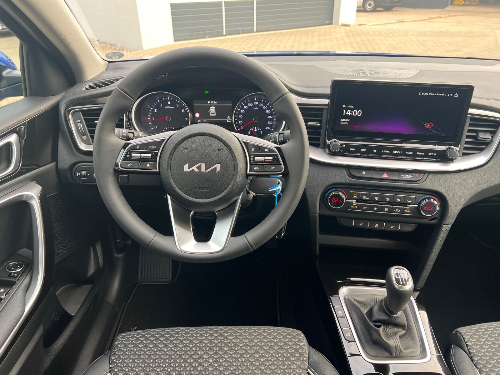 Fahrzeugabbildung Kia XCeed 1.5 T-GDI Vision Komfort Paket