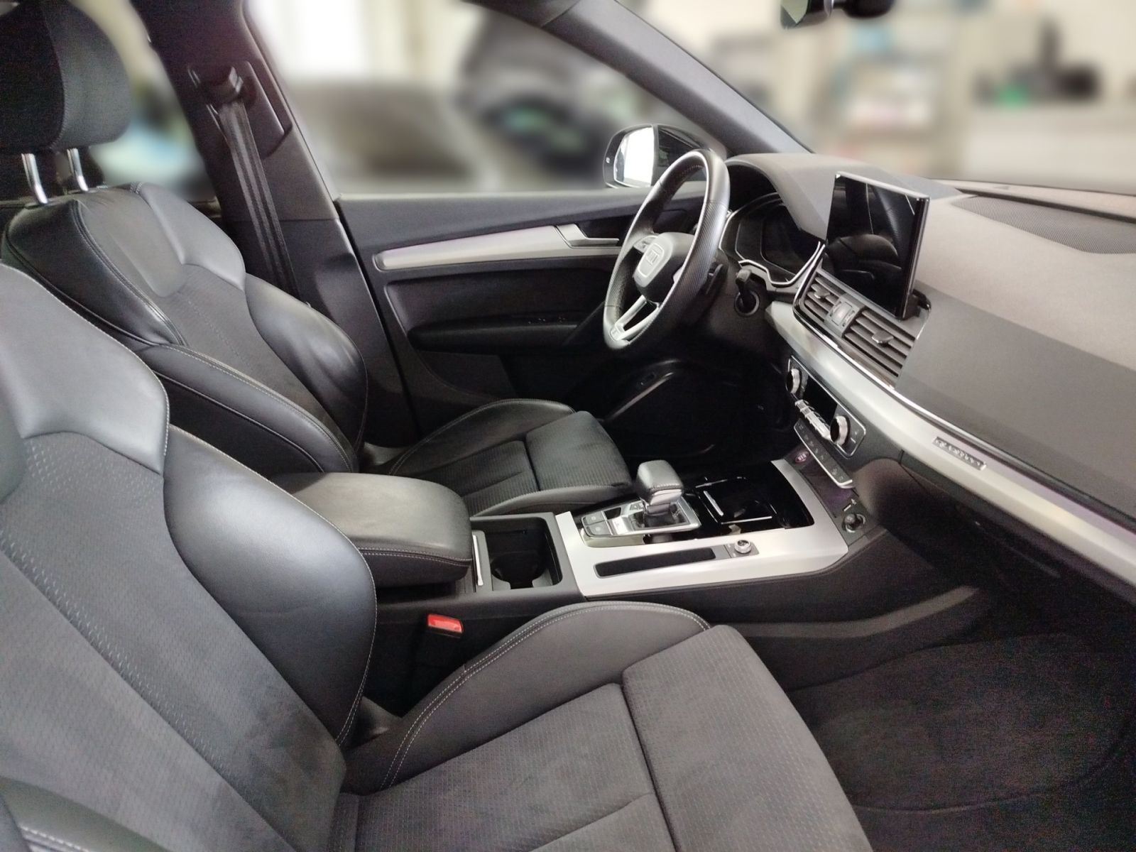 Audi SQ5 - Bild 13
