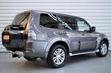 Mitsubishi Pajero 3.2 DI-D Rockford+Kamera+SHZ+7-Sitzer - scheckheftgepflegte Mitsubishi Pajero