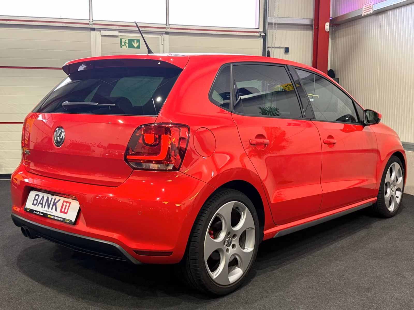 Volkswagen Polo V GTI*1 HAND*PDC*KLIMAAUTO.*TEMPOMAT*ALU*BT