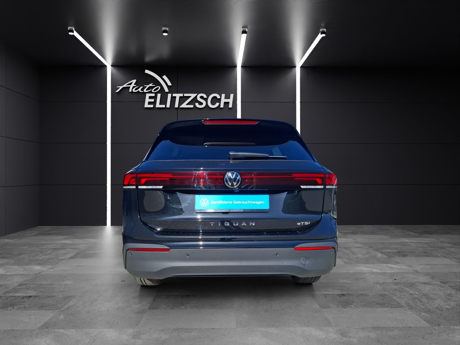 Fahrzeugabbildung Volkswagen Tiguan eTSI Life DSG Standhzg. LED AHK Navi AID