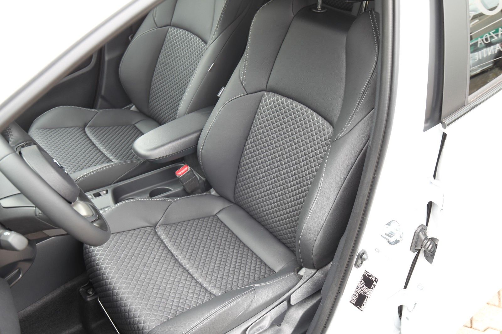 Mazda 2 Hybrid - Bild 20