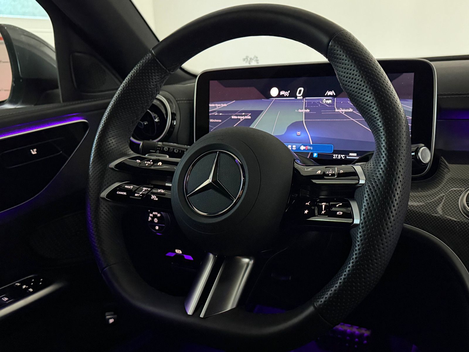 Fahrzeugabbildung Mercedes-Benz C 300 T d AMG-LINE/AMBI+/DAB/LED/DISTRONIC+